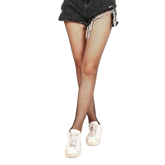 Fishnet Stockings - Picture 2 of 4